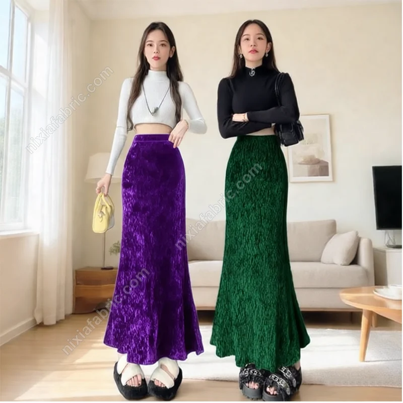 Structured pleated foil fabric detail for performance skirts